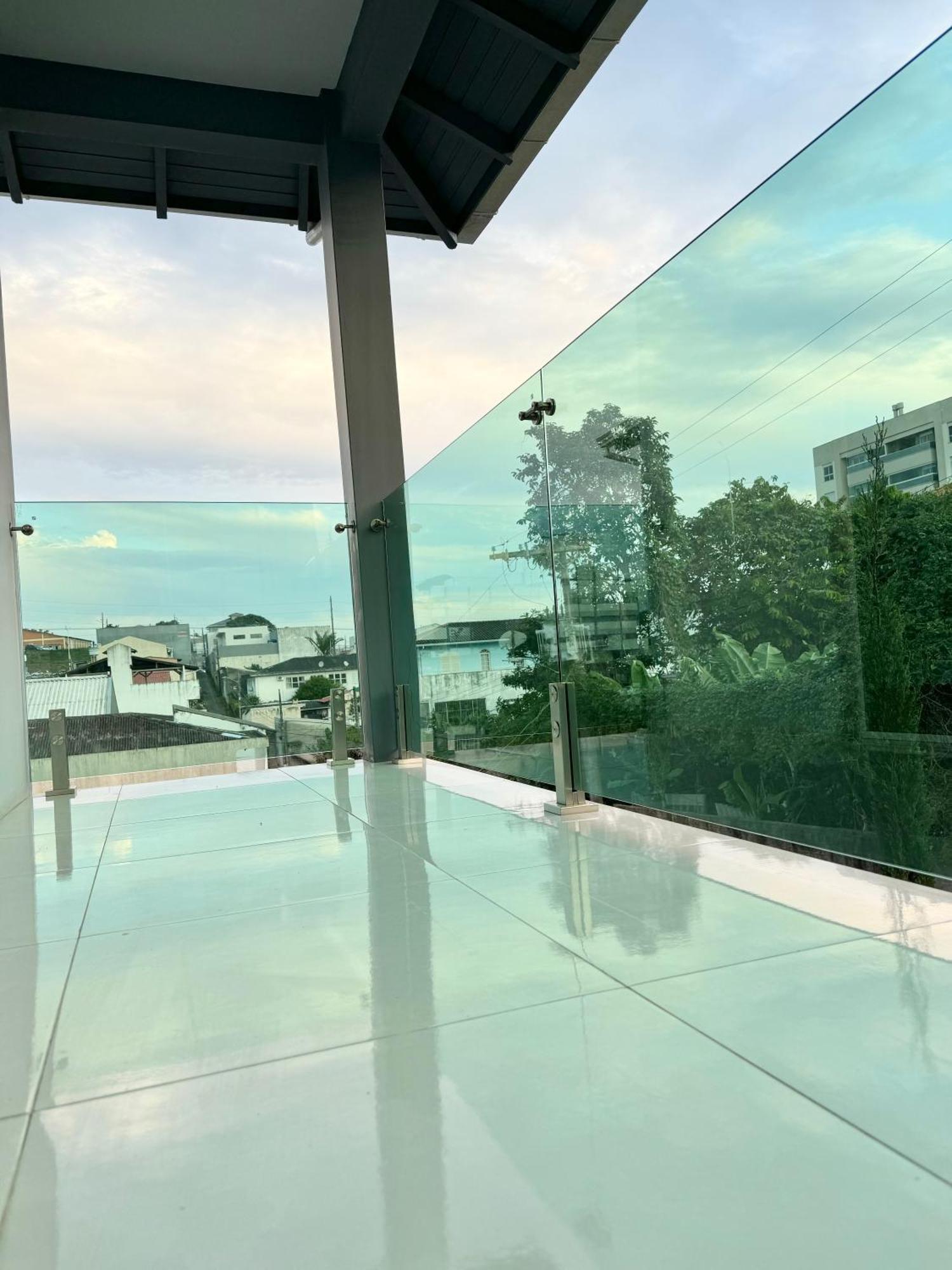 Quarto Confortavel Com Tv, Ar E Sacada Vista Jardim Florianópolis Exterior foto